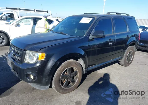 2010 Ford Escape Xlt from USA, damaged, VIN 1FMCU0DGXAKD21912